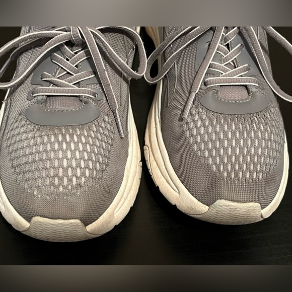 Dansko Women's Pace Walking Shoe - Picture 6 of 10